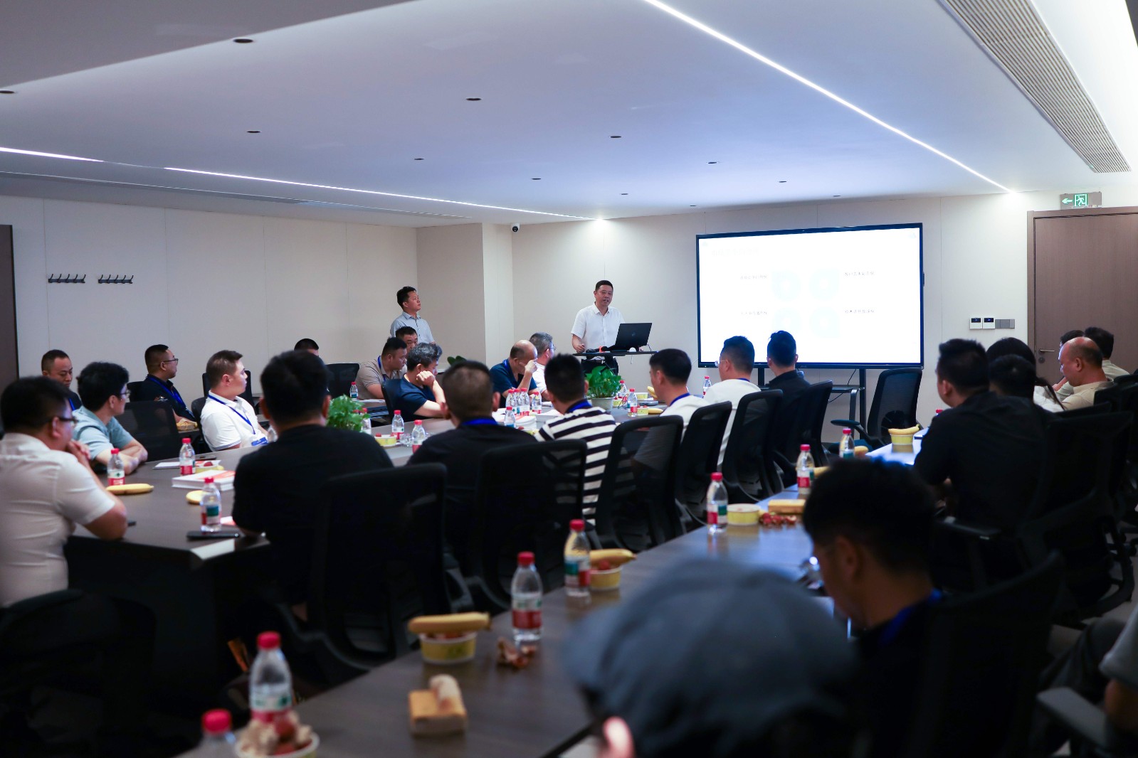 3_副本_副本.jpg 3_副本_副本.jpg